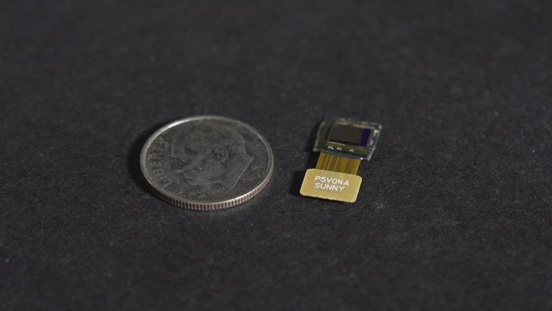 Voici FlatCam, un appareil photo plus petit qu’une pièce de monnaie !