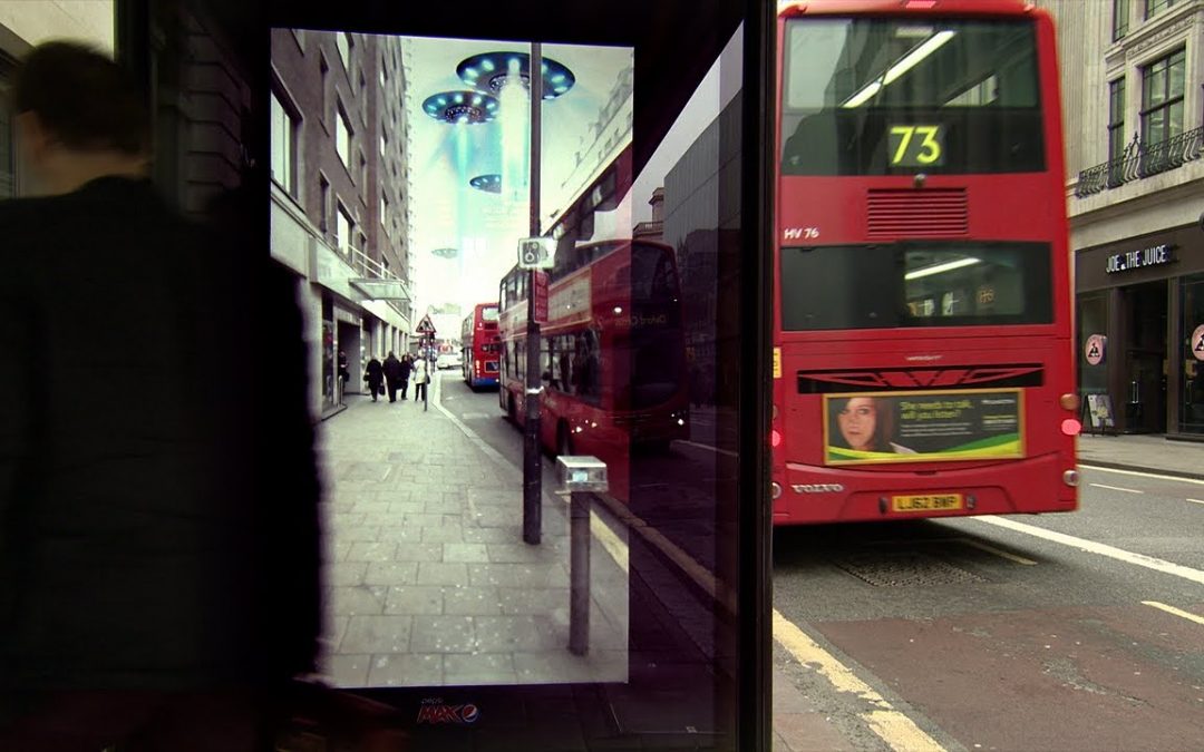 Londres : des ovnis filmés en pleine rue !