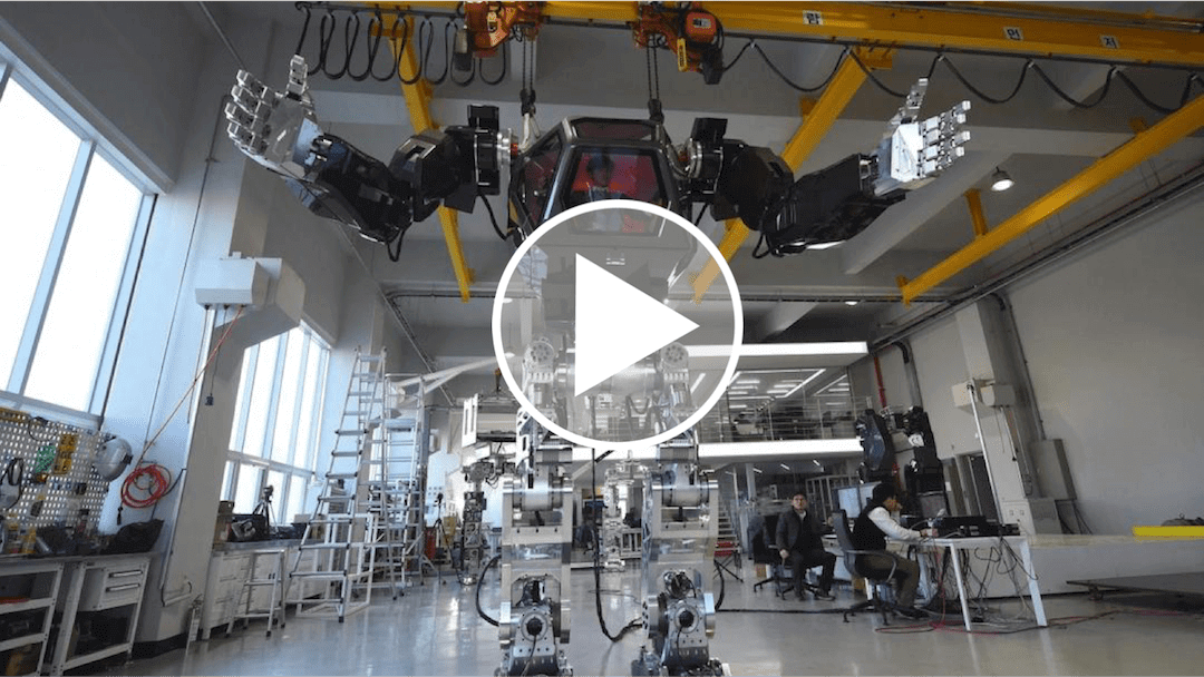 Method-2 : le premier robot géant pilotable de l’intérieur !